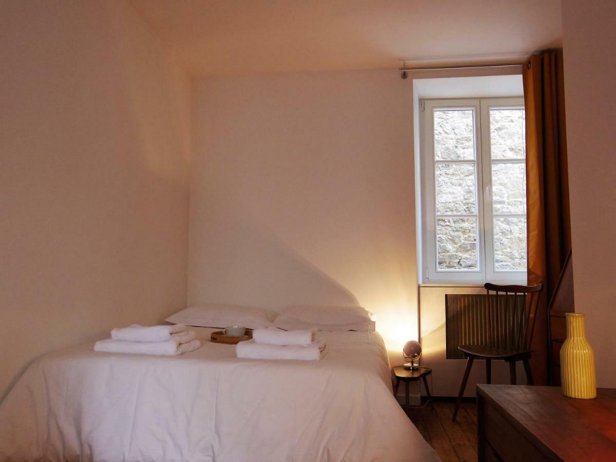 L'Otis Et Le Titouan Saint-Sauveur Apartment Dinan Exterior photo